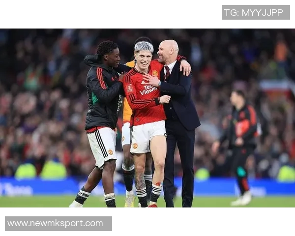 儿魔梦麦迪逊回忆童年曼联球迷岁月分享早年穿球衣珍贵照片