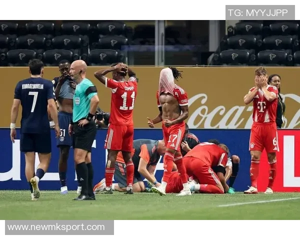 穆西亚拉即将回归拜仁合练今日进行单独训练状态良好