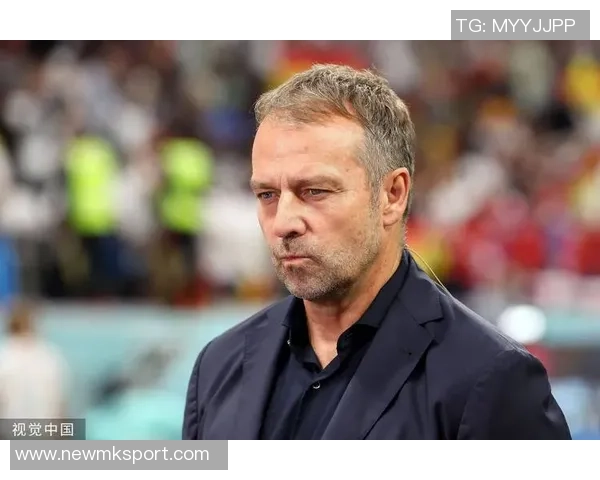 弗里克强调球队防线薄弱期待俱乐部引援增强实力